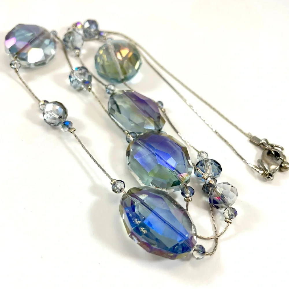 Stunning Unsigned Smoke AB Rainbow Crystal Glass Illusion Floating Necklace